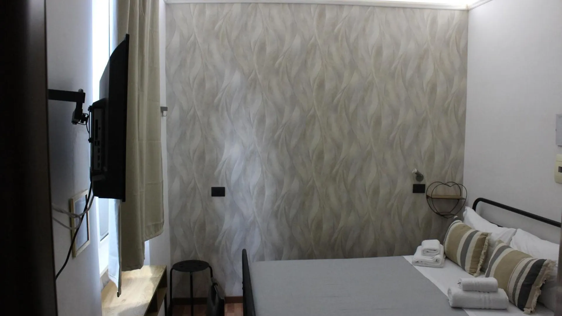 Affittacamere Rooms Piramide Roma Italia