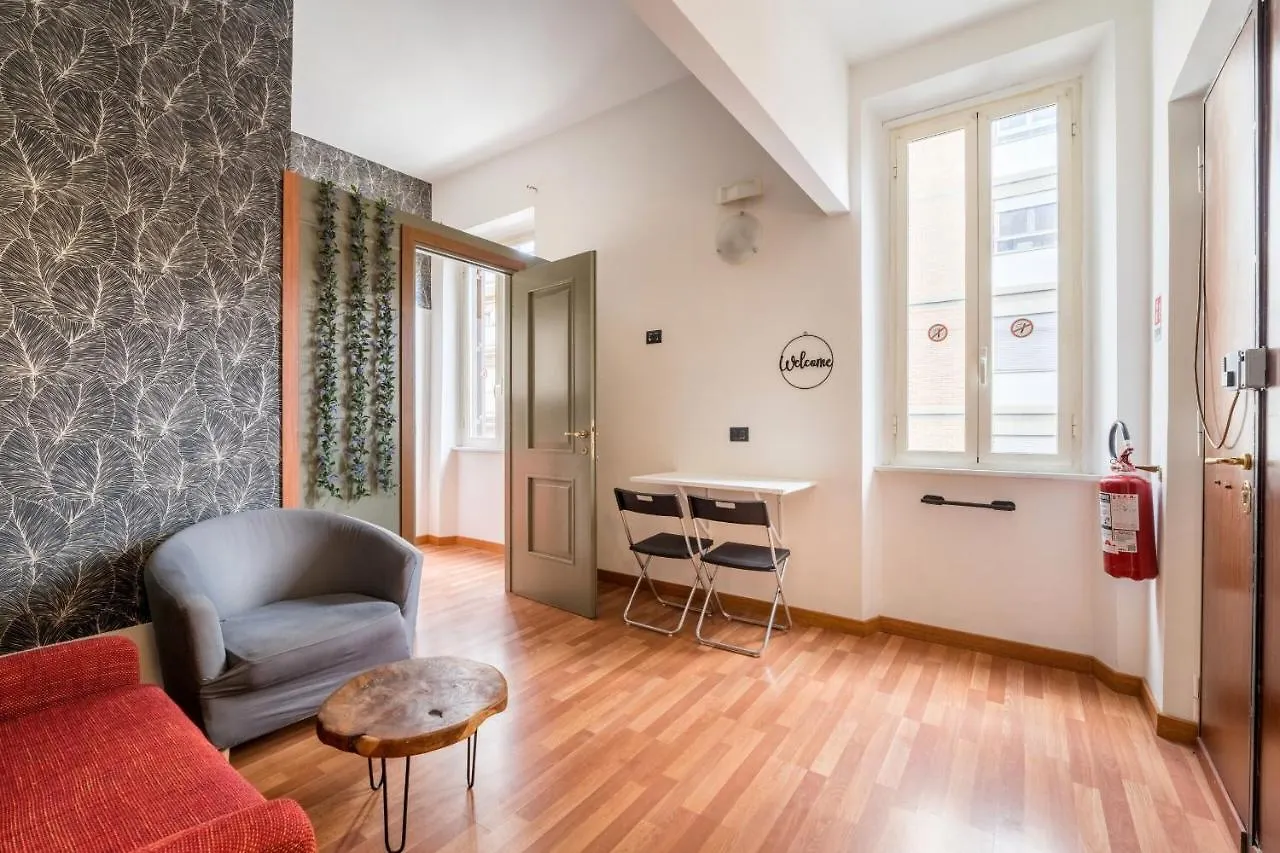 Rooms Piramide Roma